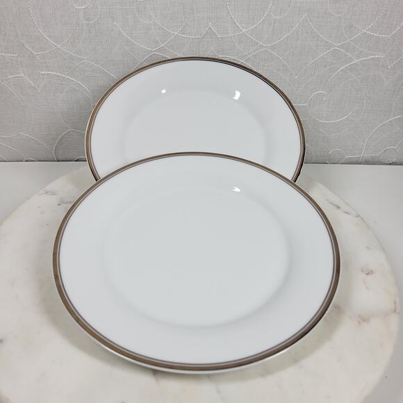 Williams Sonoma Open Kitchen Salad Plate 9" Gold Trim Porcelain 2-Pc Dinnerware - Picture 1 of 12